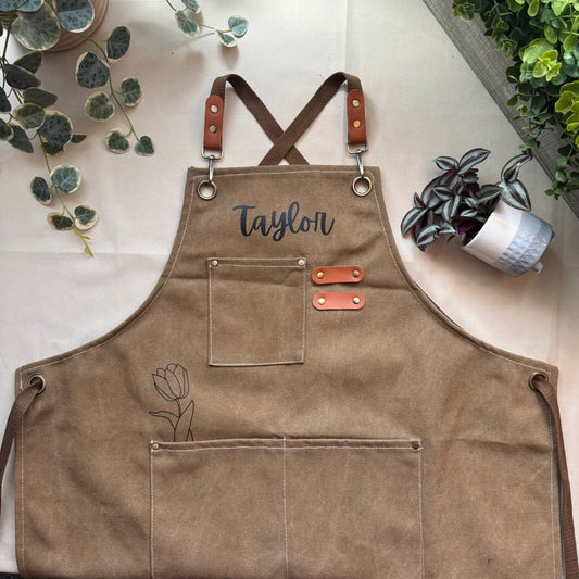 Custom gardening apron with pockets personalized gift for gardeners