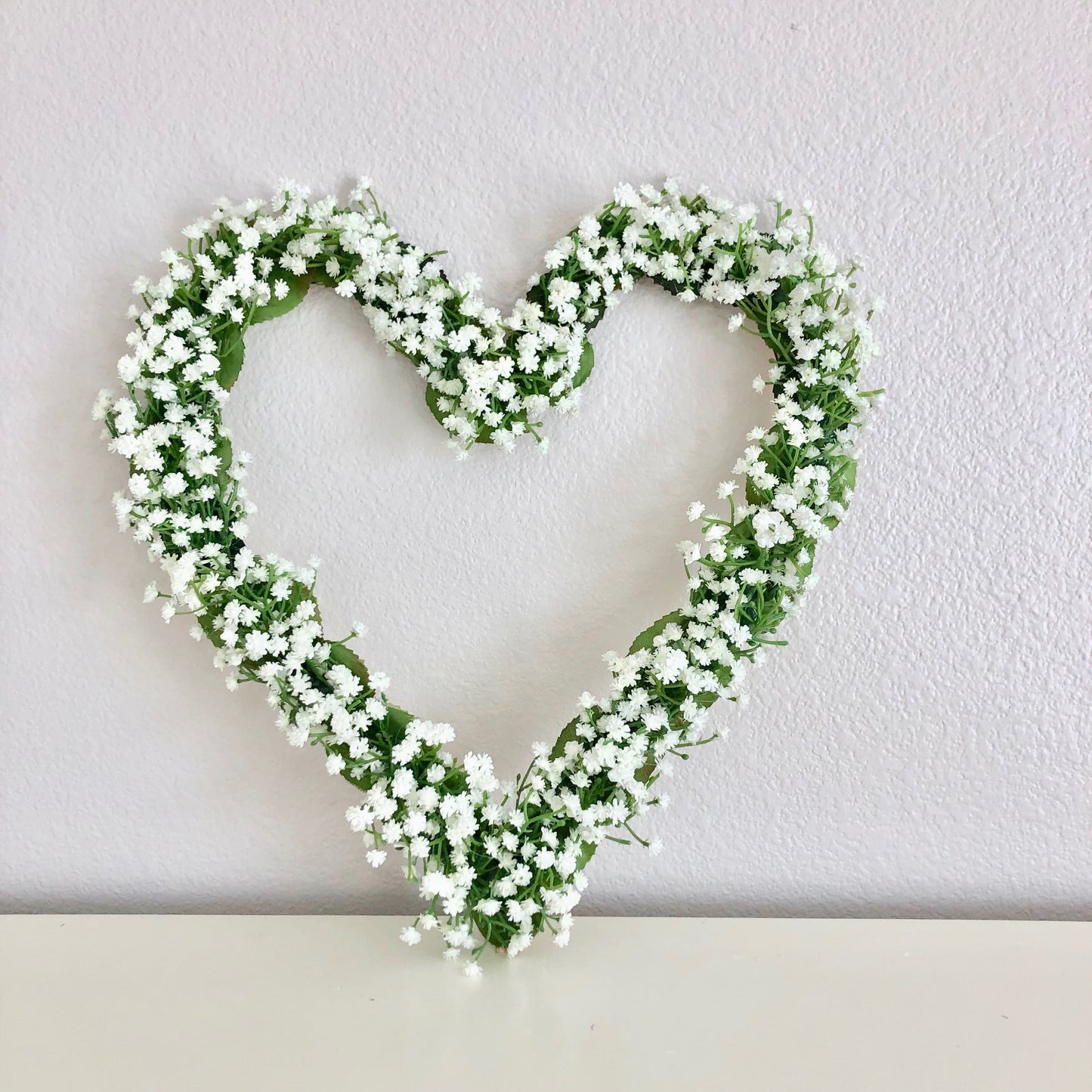 Baby breath flower heart ceremony backdrop