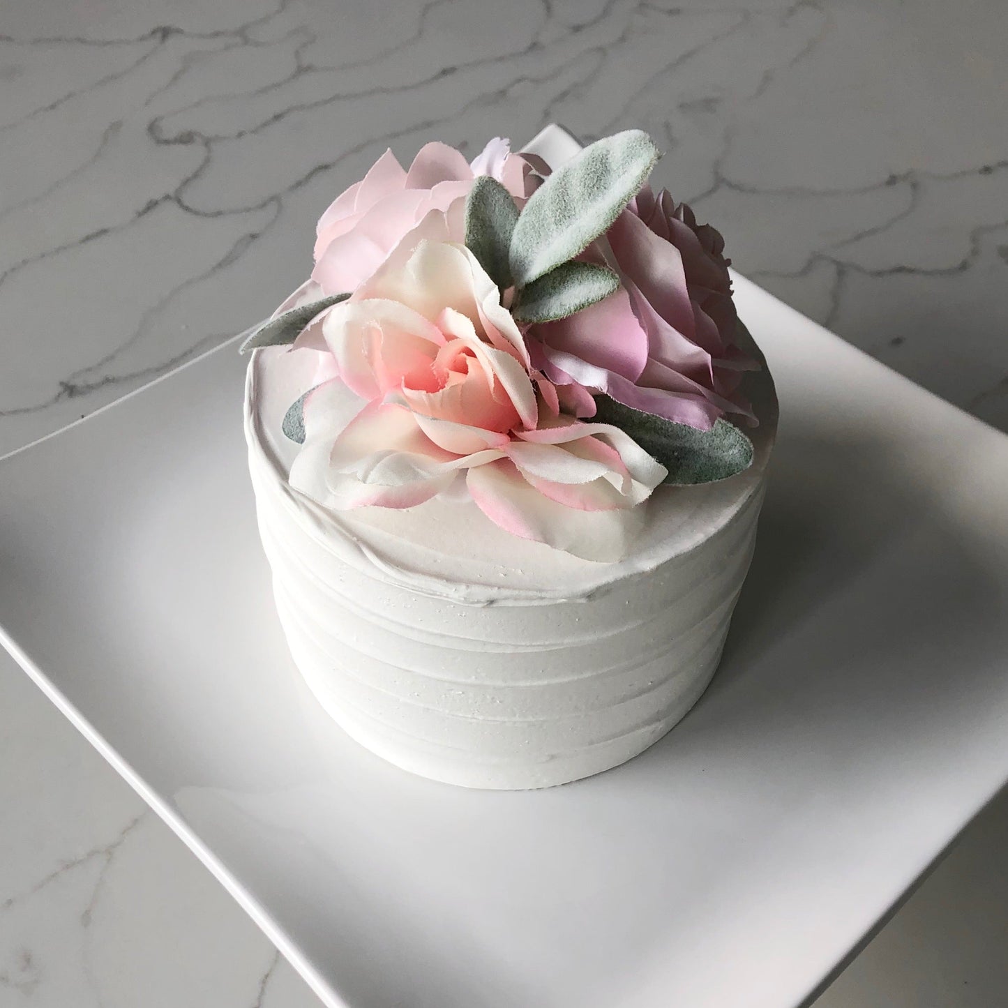Cake smash floral topper photography