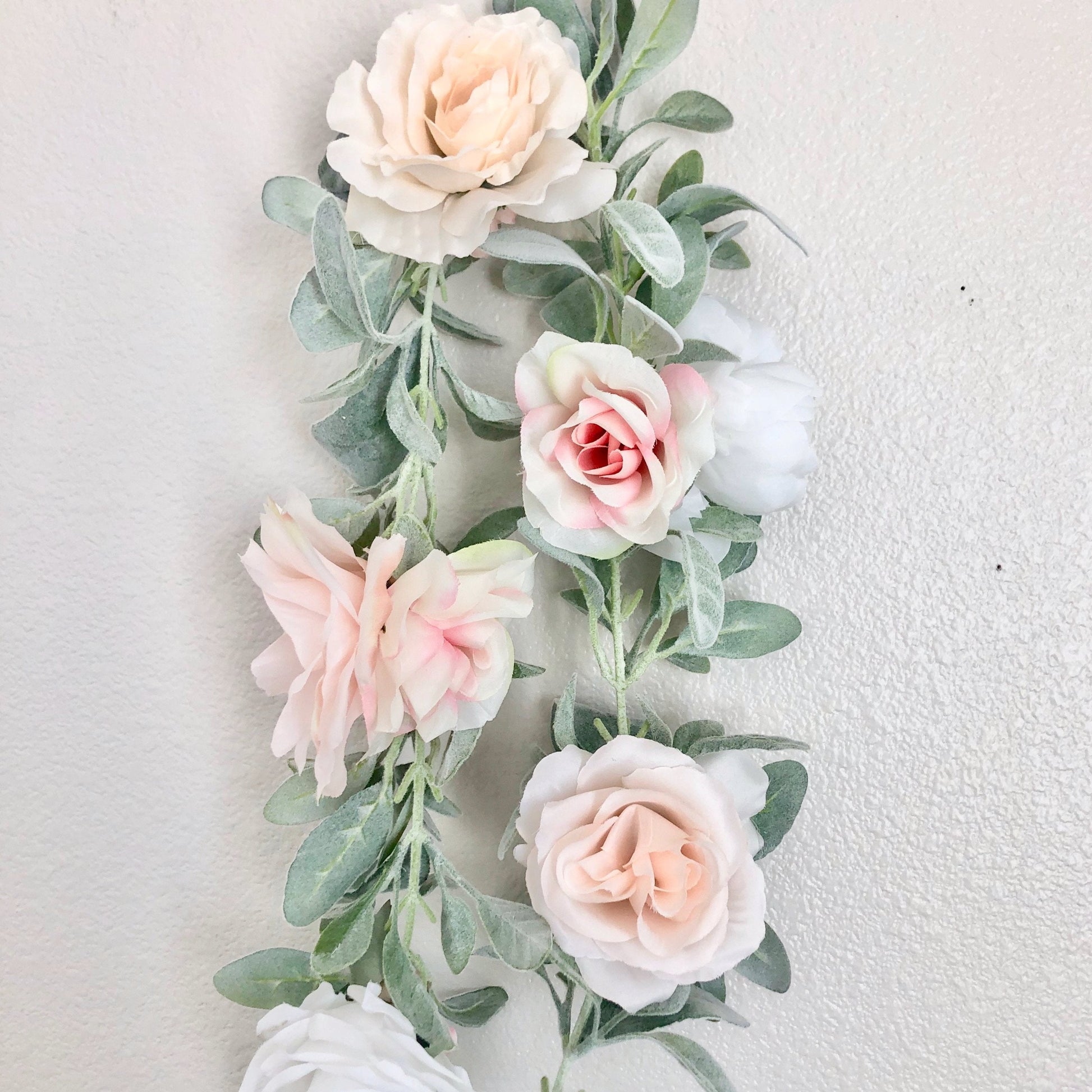 Floral table runner garland realistic dining