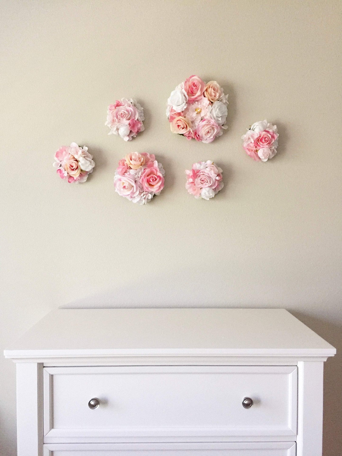 Blush flower bubble wall decor