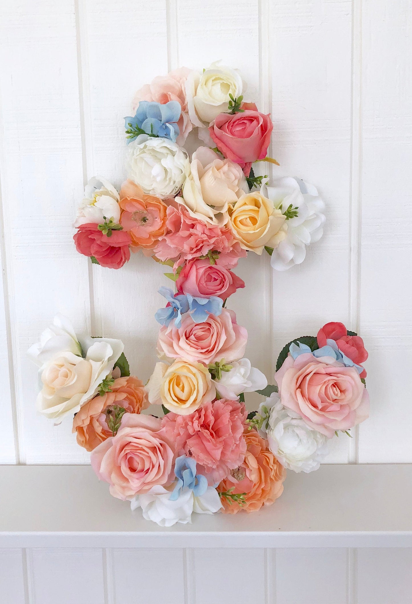 Wooden anchor floral wall decor