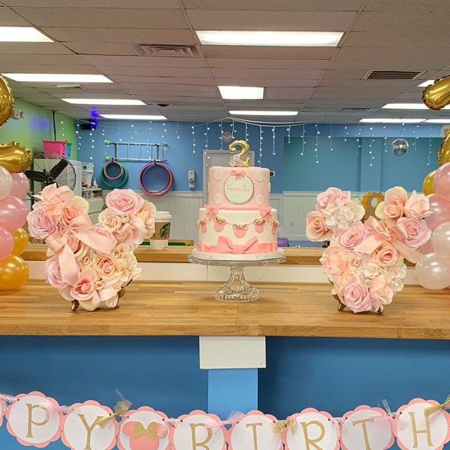Disney baby minnie flower decor