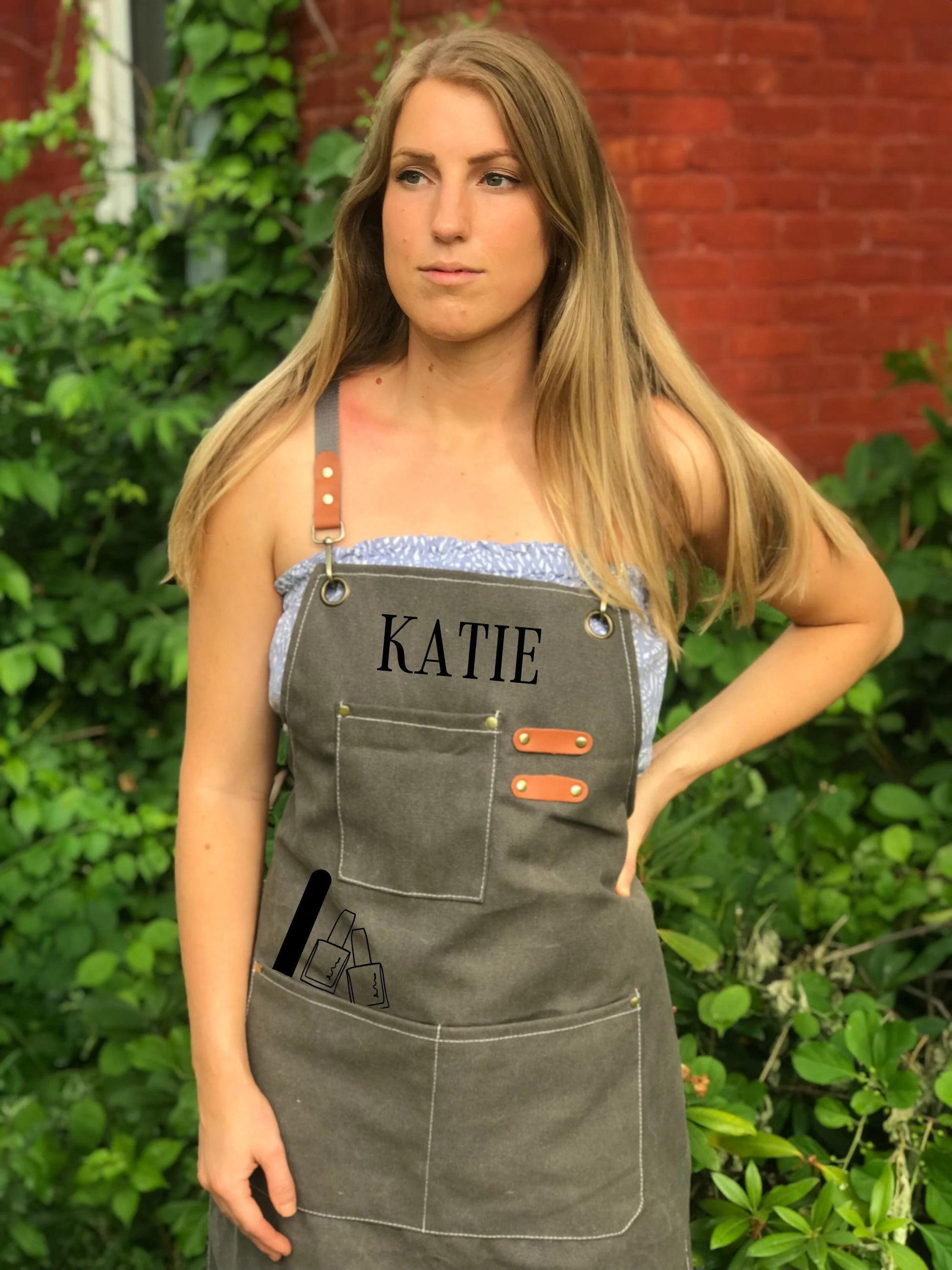 Personalized manicurist apron canvas gift for nail artist salon