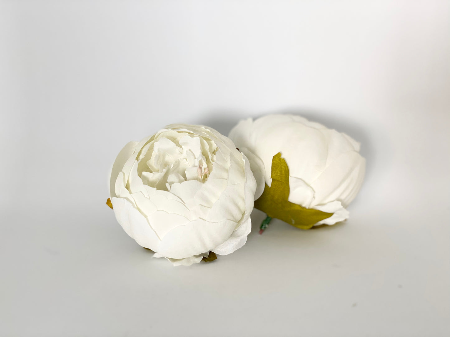 4" Cream Double Peony