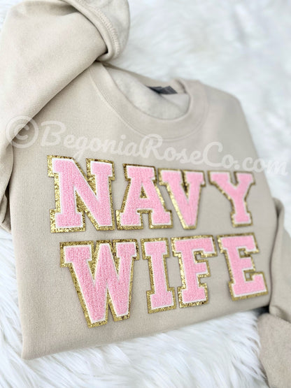 NAVY WIFE Letter Patch Sweatshirt