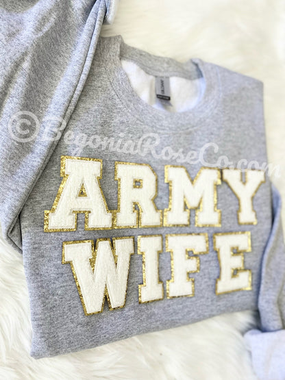 ARMY WIFE Letter Patch Sweatshirt