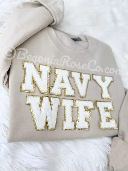 NAVY WIFE Letter Patch Sweatshirt