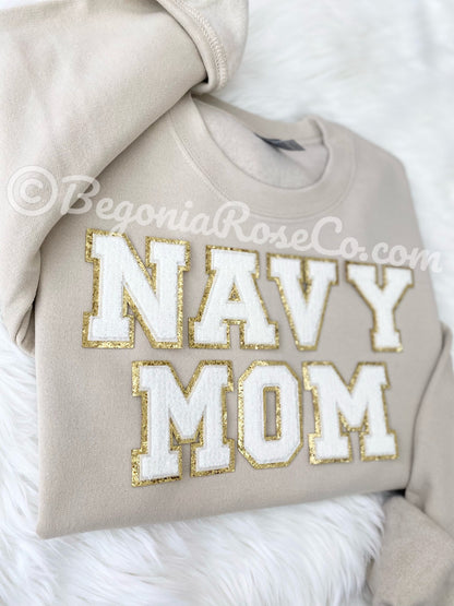 NAVY MOM Letter Patch Sweatshirt