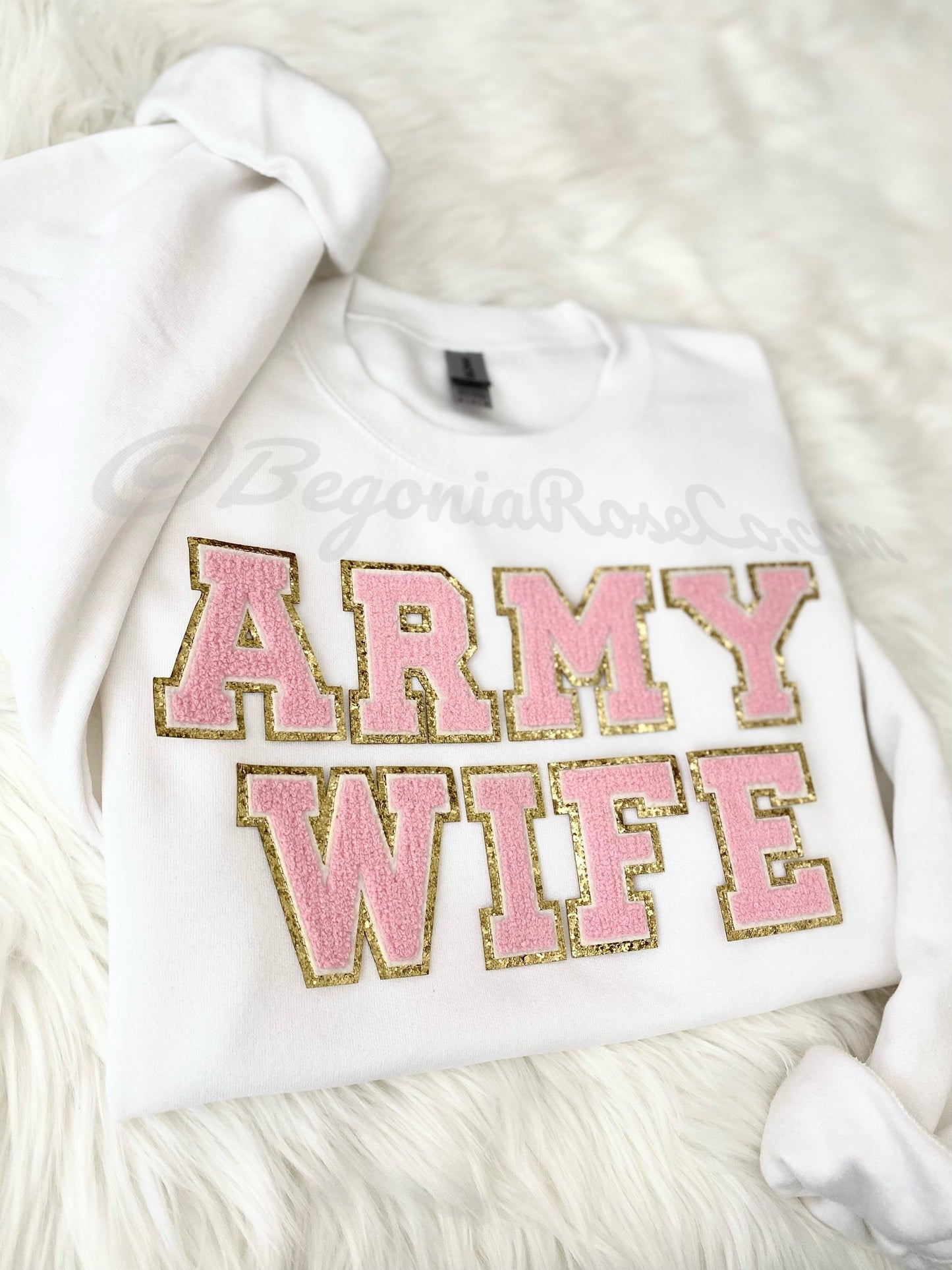 ARMY WIFE letter patch sweatshirt cream white patch close-up detail